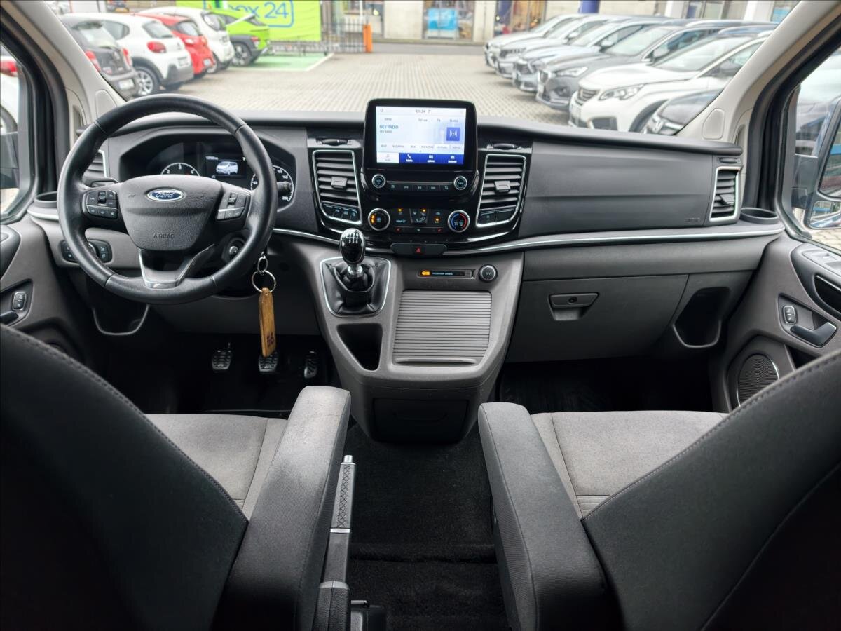 Ford Tourneo Custom MPV 2,0 l 136 kw