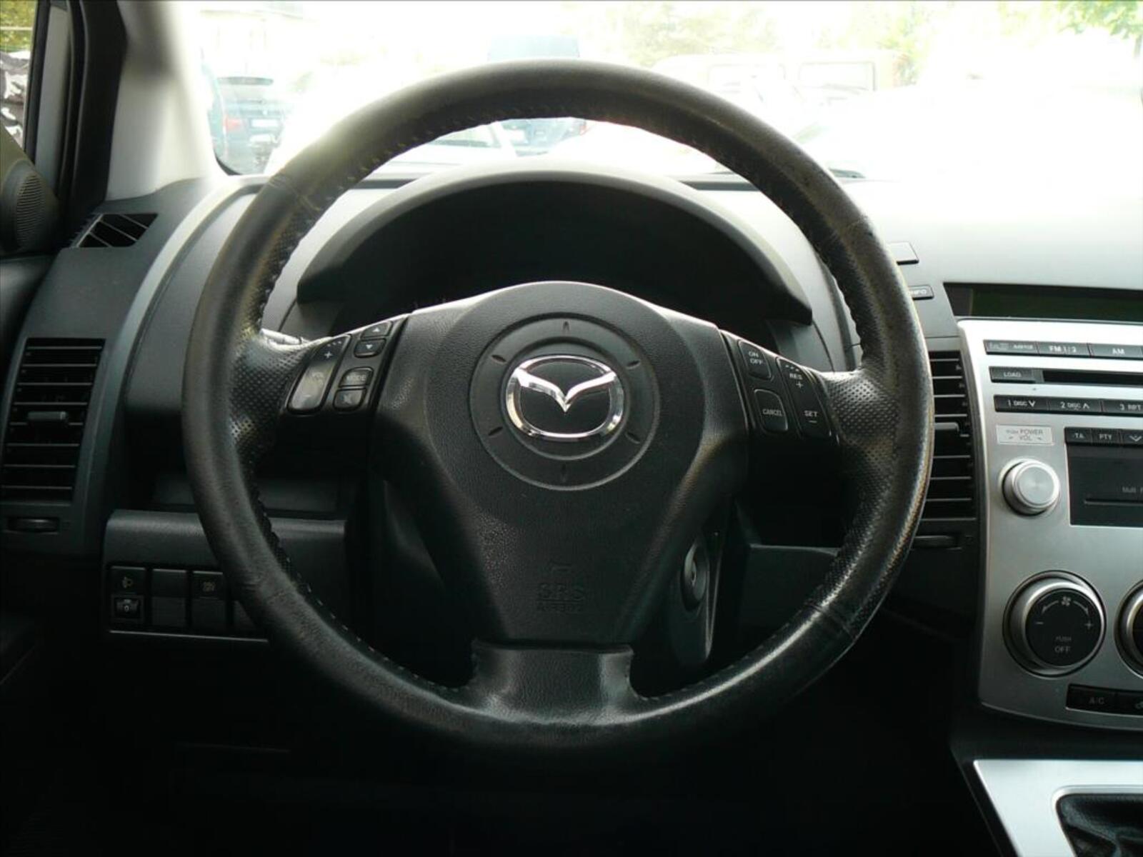 Mazda 5 11