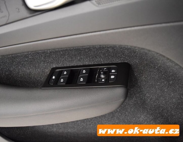 Volvo XC40 SUV 0,0 95 kw