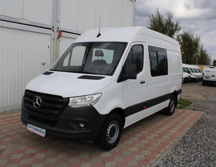 Mercedes-Benz Sprinter 1