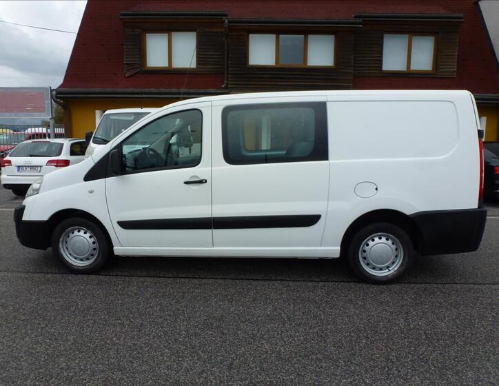 Peugeot Expert 13