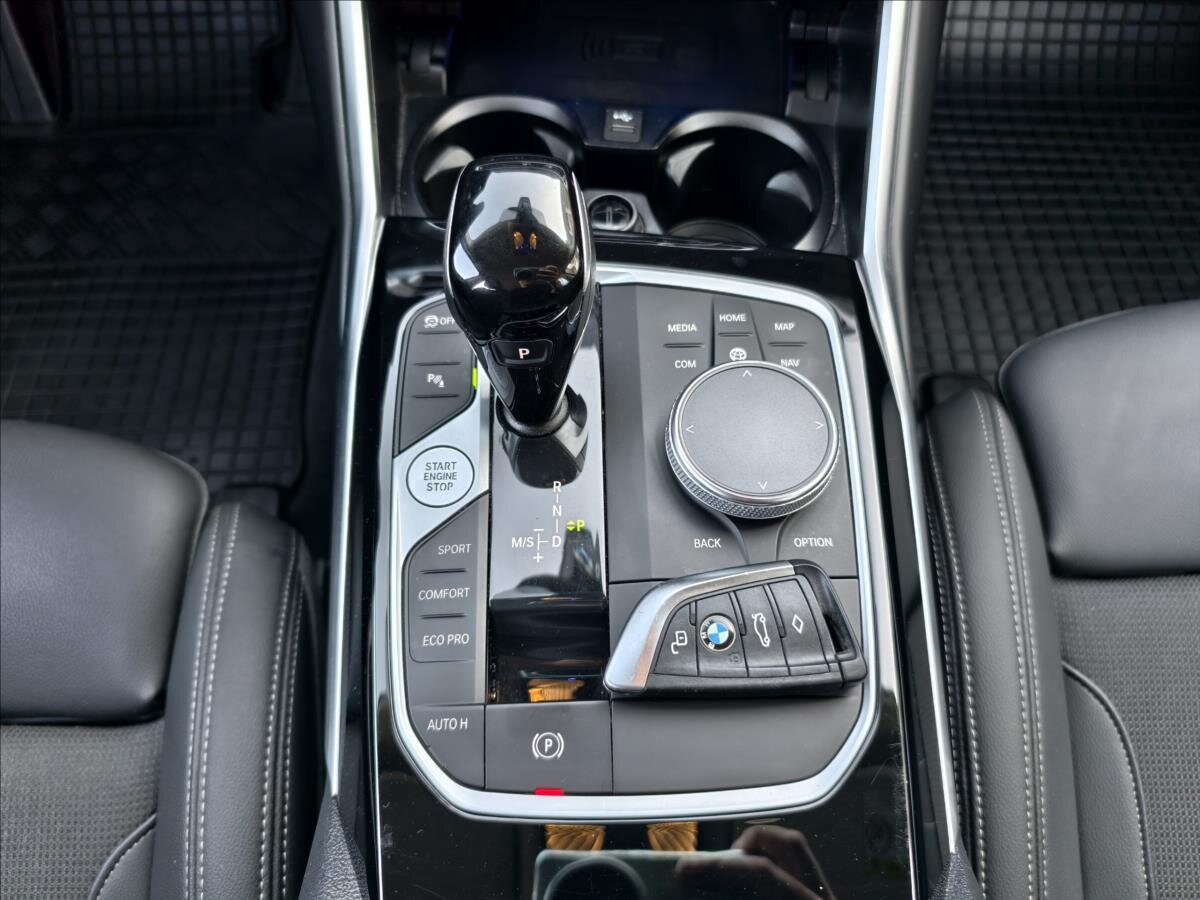 BMW Řada 3 Sedan / Limuzína 2,0 l 140 kw