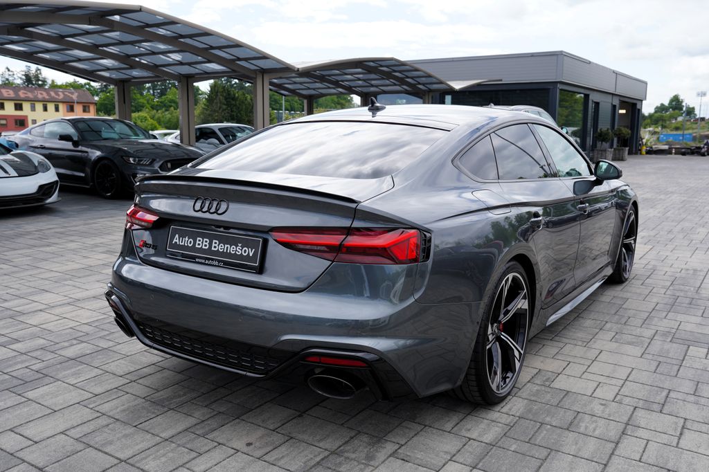 Audi RS5