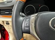 Lexus ES 300h Sedan / Limuzína 3,0 l 116 kw