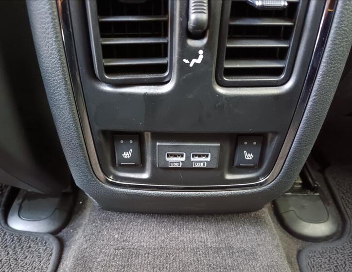 Jeep Grand Cherokee 14