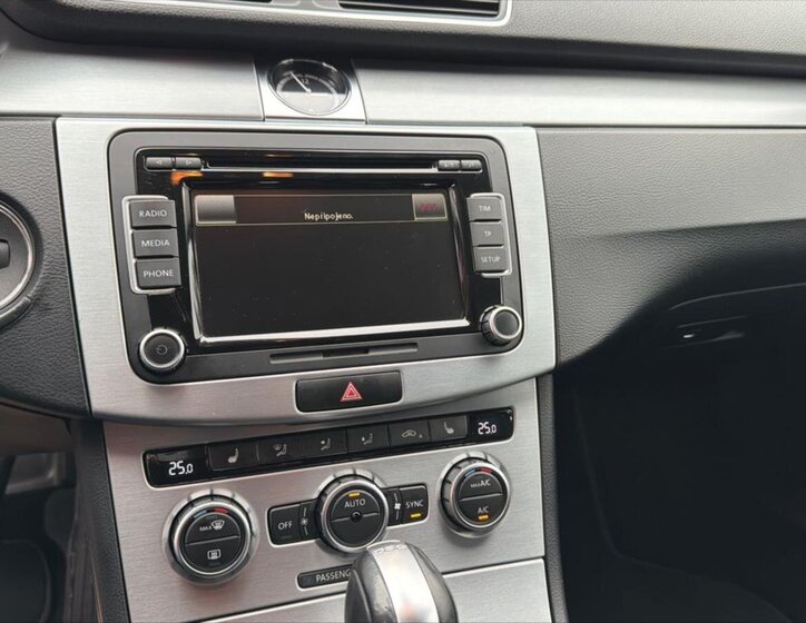 Volkswagen CC Sedan / Limuzína 2,0 l 130 kw