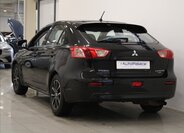 Mitsubishi Lancer Liftback 1,6 l 86 kw
