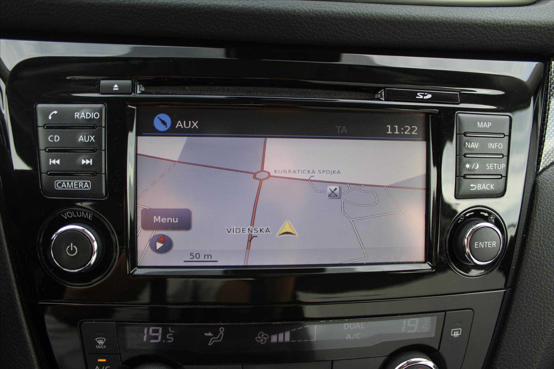 Nissan X-Trail SUV 1,6 l 96 kw