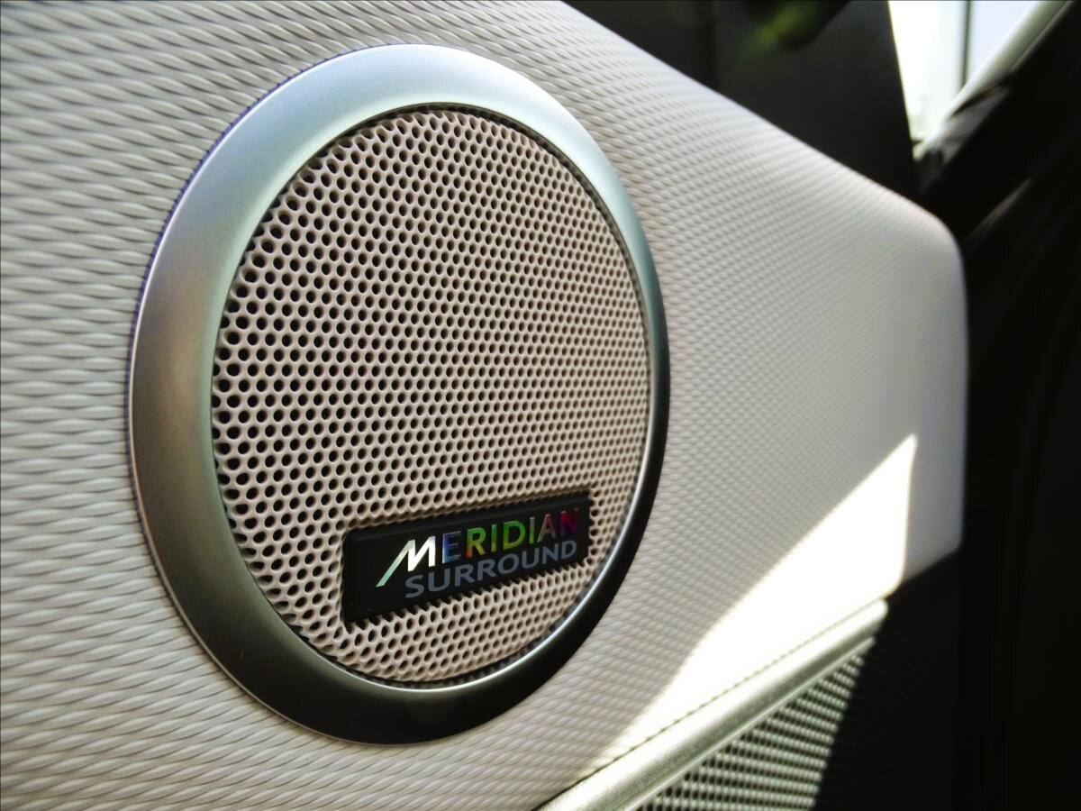 Land Rover Discovery SUV / Terénní 3,0 l 257 kw