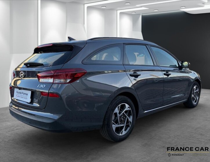 Hyundai i30 Kombi 998,0 73 kw