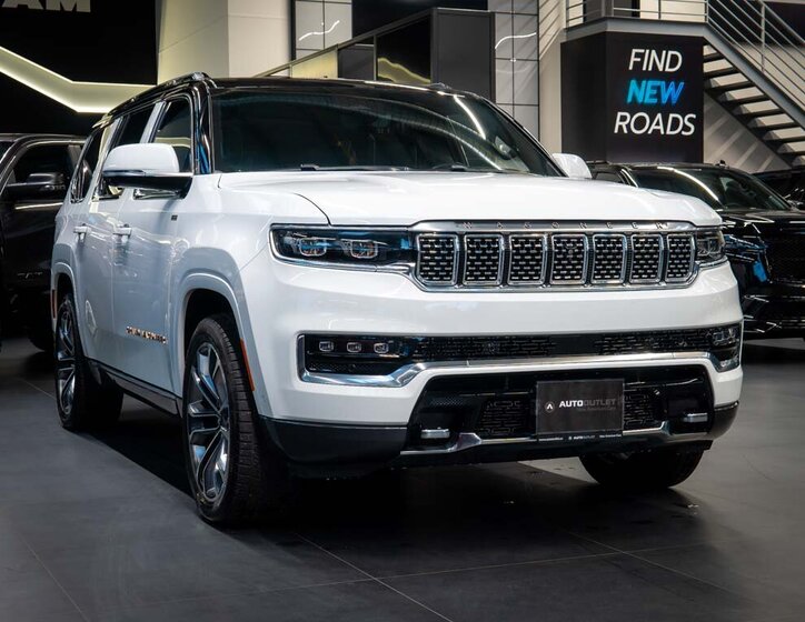 Jeep Grand Wagoneer SUV 6,4 l 351 kw