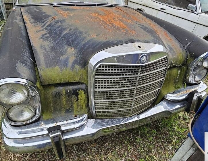 Mercedes-Benz 220 Kupé 2,2 l 88 kw