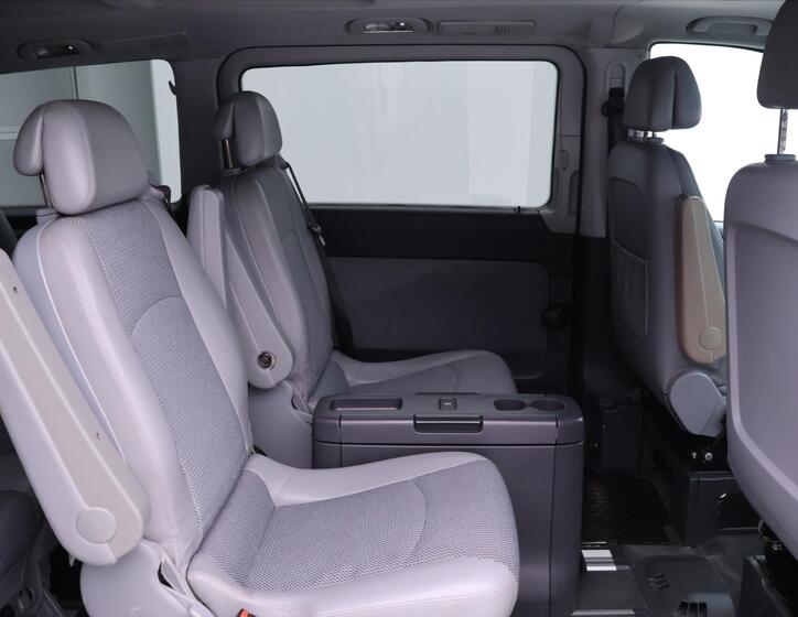 Mercedes-Benz Viano 12