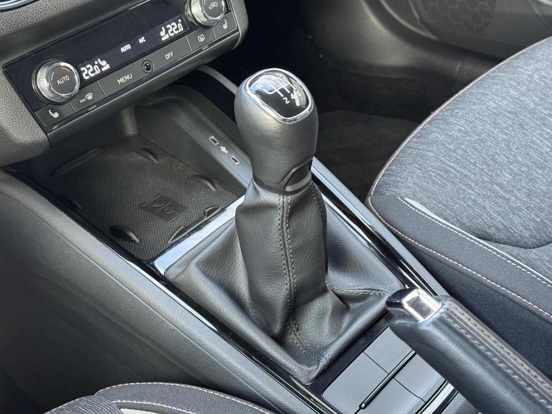 Škoda Kamiq SUV / Terénní 1,5 l 110 kw