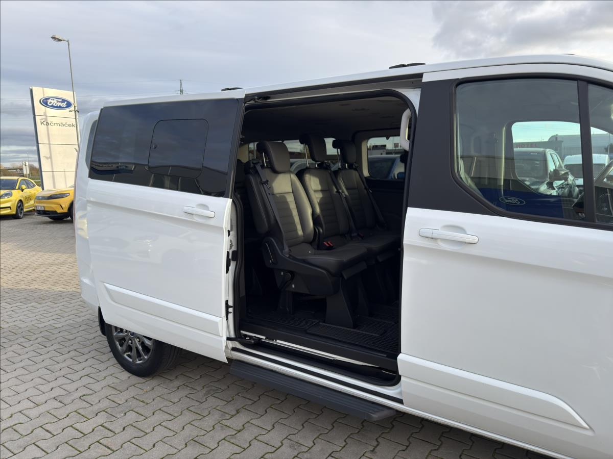 Ford Tourneo Custom