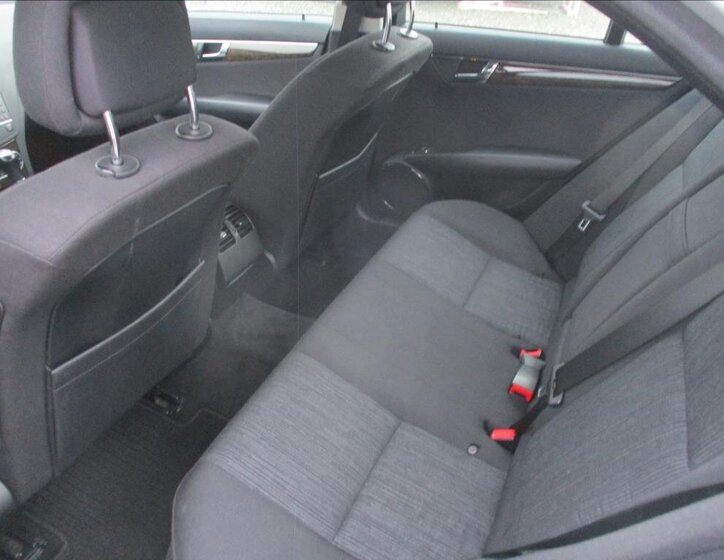 Mercedes-Benz Třídy C Sedan / Limuzína 1,8 l 115 kw