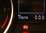 Volkswagen Passat 16