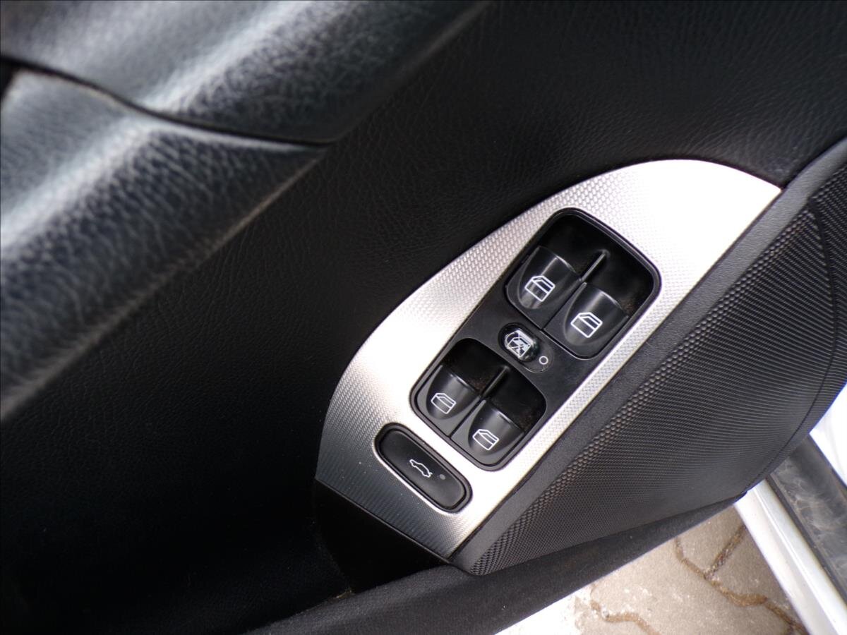 Mercedes-Benz CLK Kupé 3,0 l 165 kw