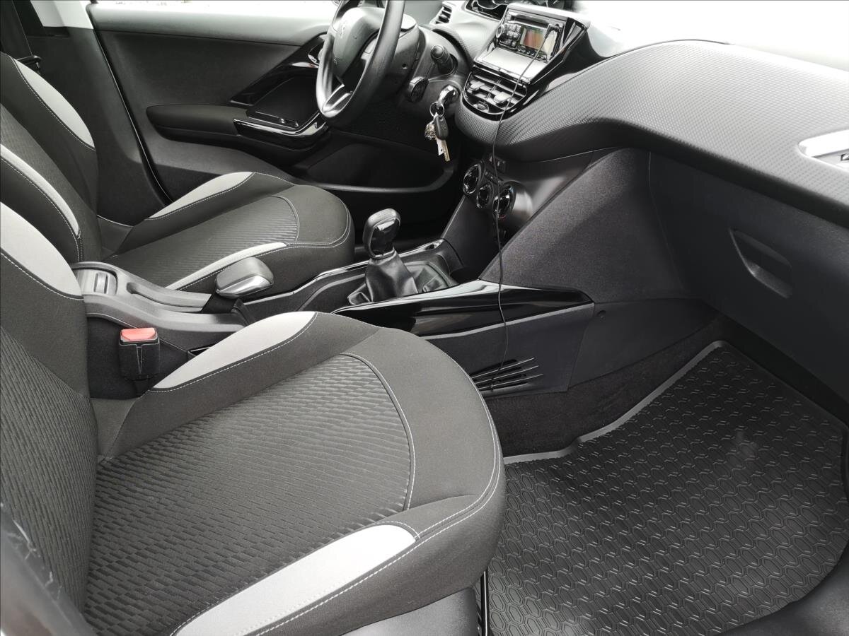 Peugeot 2008 Kombi 1,4 l 50 kw