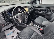 Mitsubishi Outlander SUV 2,4 l 165 kw