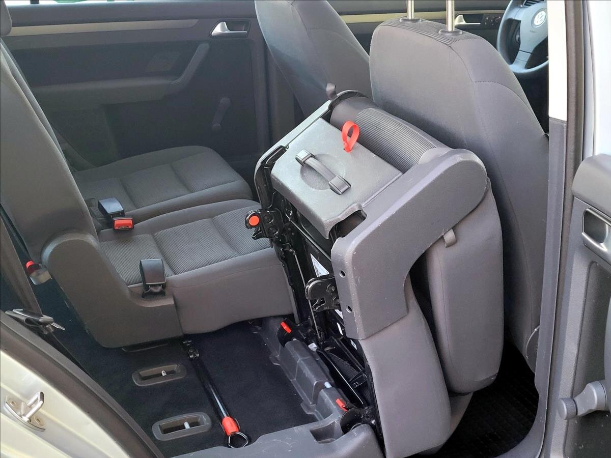 Volkswagen Touran MPV 1,9 l 77 kw