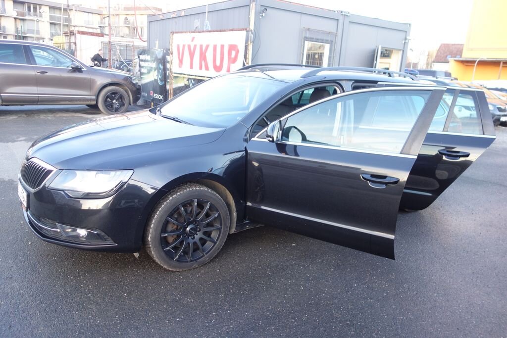 Škoda Superb