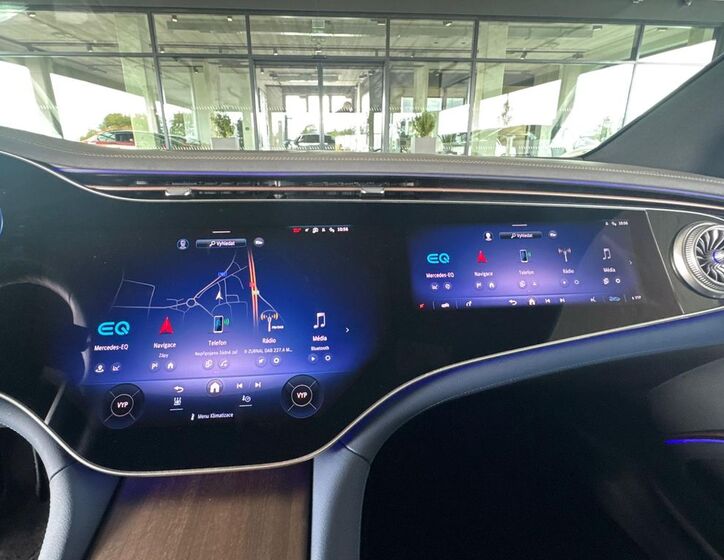 Mercedes-Benz EQS 14