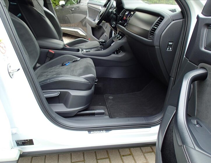 Škoda Kodiaq SUV / Terénní 1,5 l 110 kw