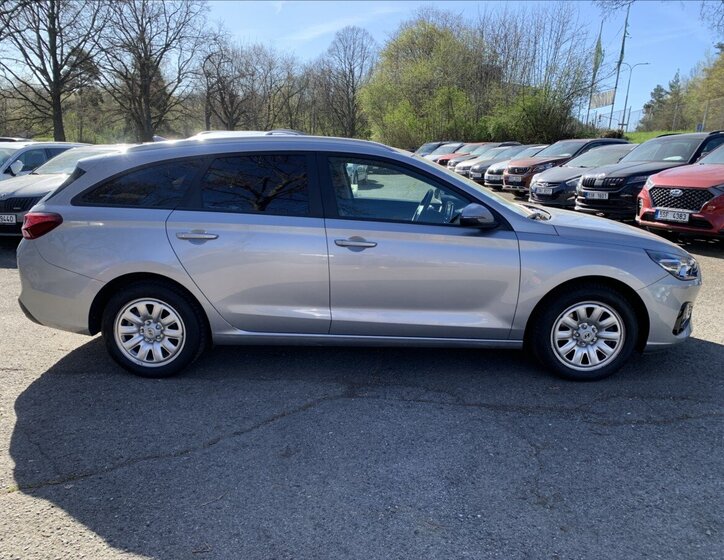 Hyundai i30 Kombi 1,5 l 81 kw