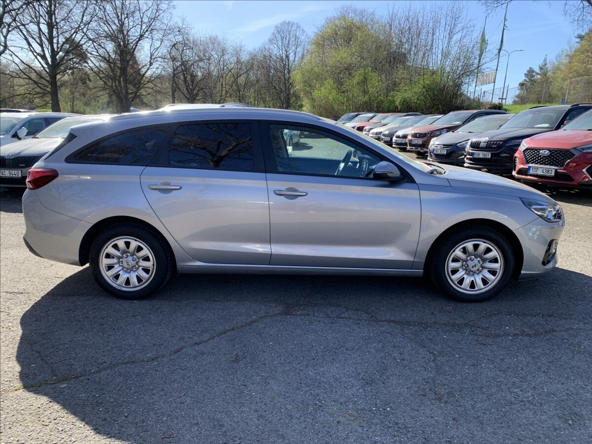 Hyundai i30 Kombi 1,5 l 81 kw