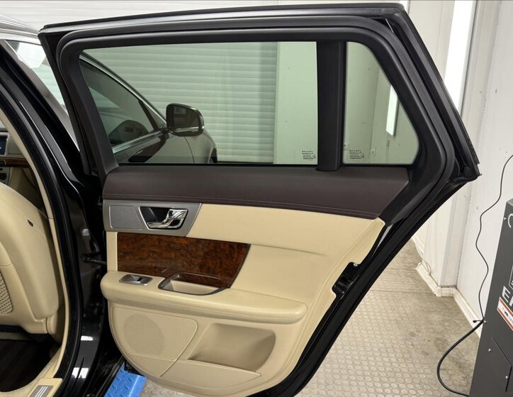 Jaguar XF Kombi 3,0 l 202 kw