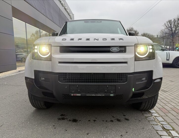Land Rover Defender SUV 3,0 l 184 kw