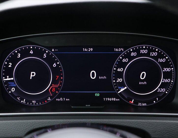 Volkswagen Golf Kombi 2,0 l 228 kw