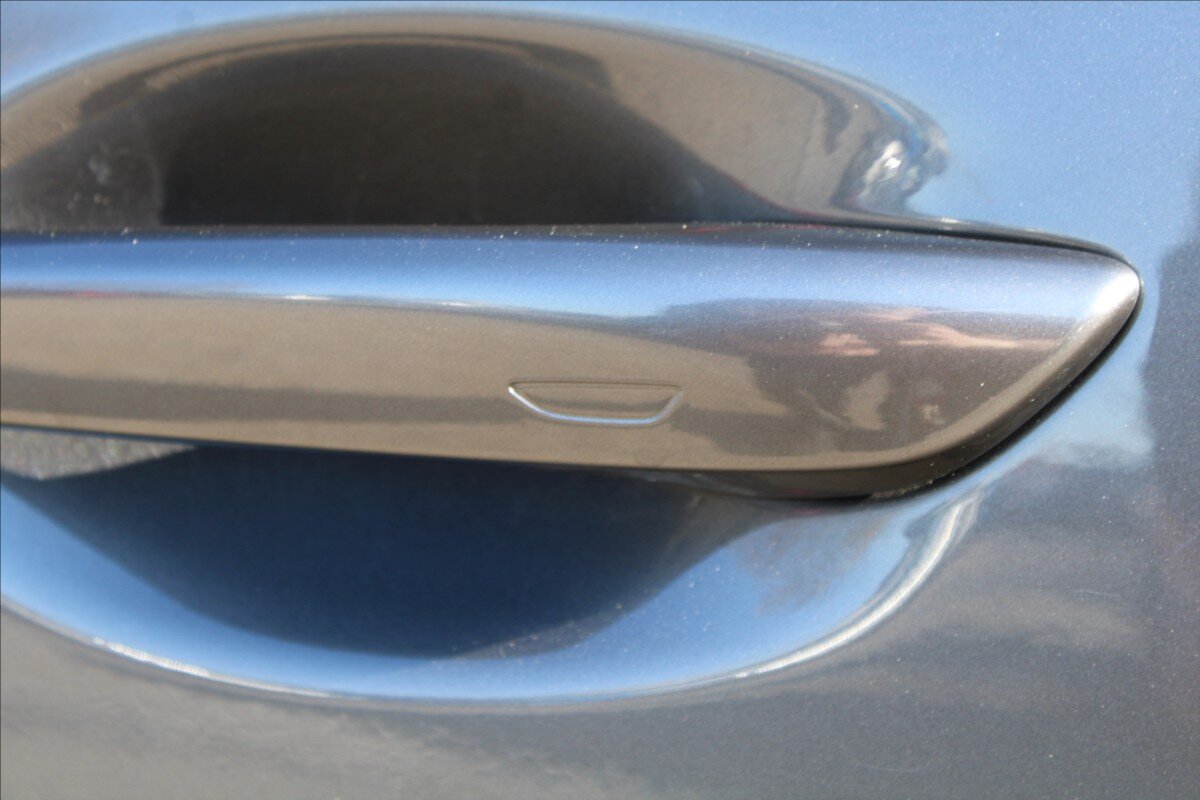 Mazda 3 Sedan / Limuzína 2,0 l 110 kw