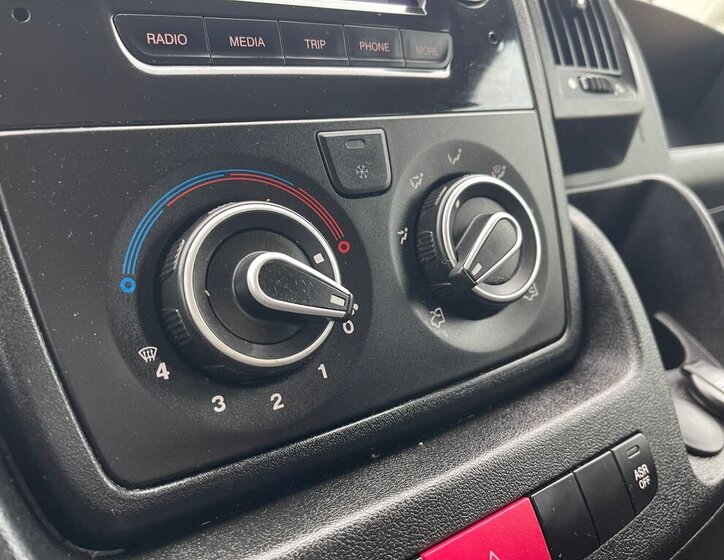 Citroën Jumper Skříň 2,2 l 103 kw