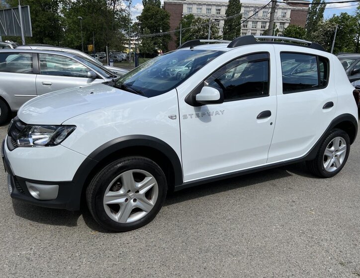 Dacia Sandero Hatchback 1,5 l 66 kw