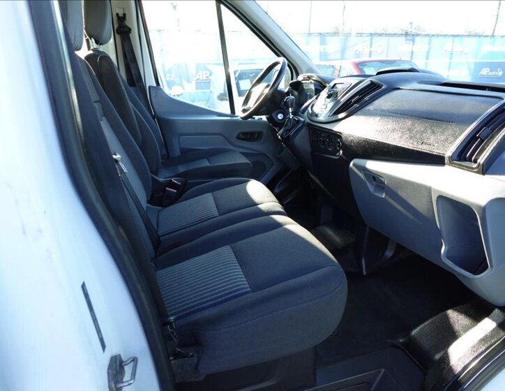 Ford Transit Ostatní 2,2 l 114 kw