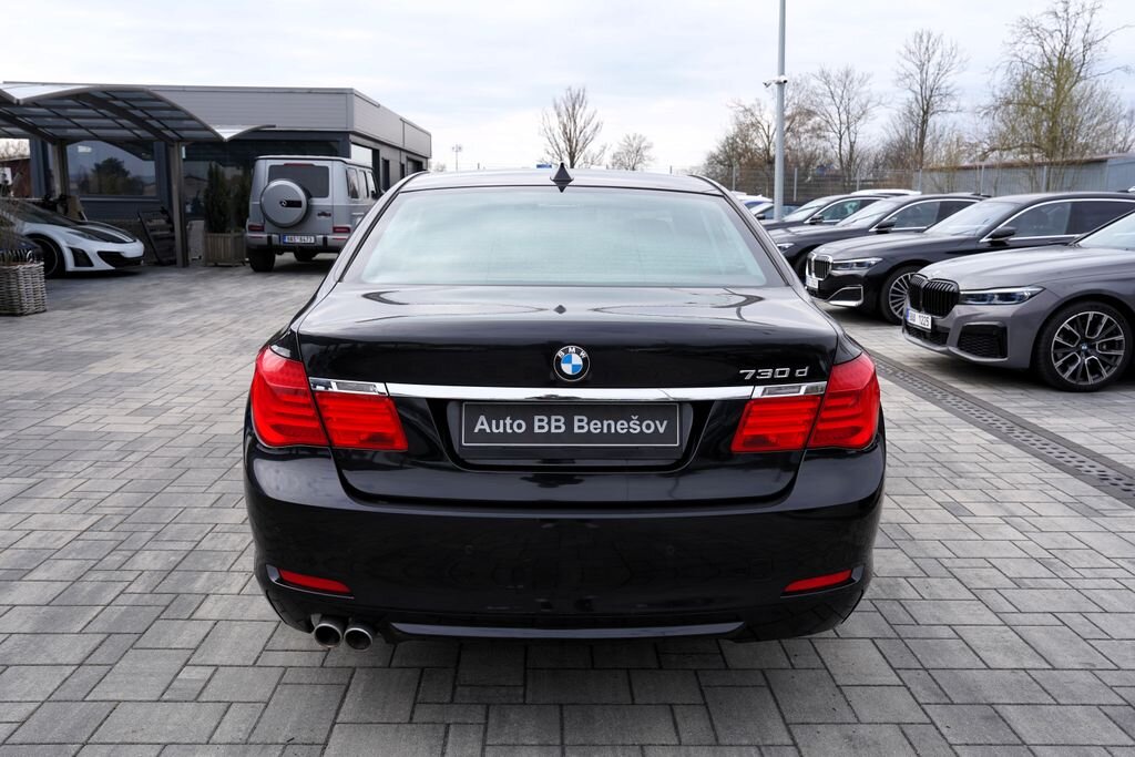 BMW Řada 7 Sedan / Limuzína 3,0 l 180 kw