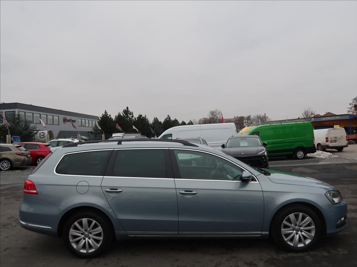 Volkswagen Passat Kombi 2,0 l 103 kw