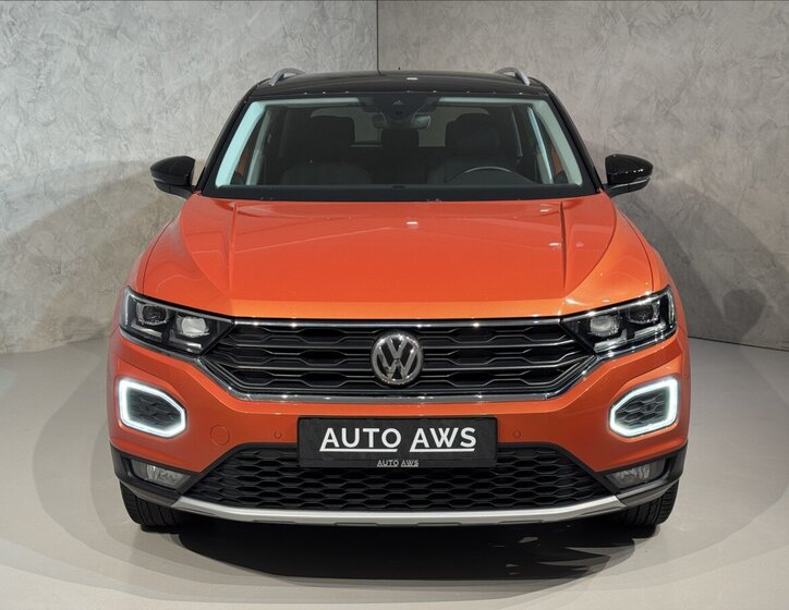 Volkswagen T-Roc SUV / Terénní 1,5 l 110 kw