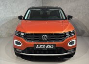 Volkswagen T-Roc SUV / Terénní 1,5 l 110 kw