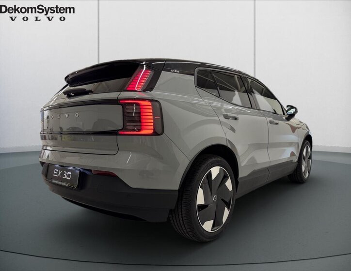 Volvo EX30 SUV 0,0 200 kw