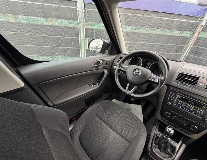Škoda Yeti SUV / Terénní 1,6 l 77 kw