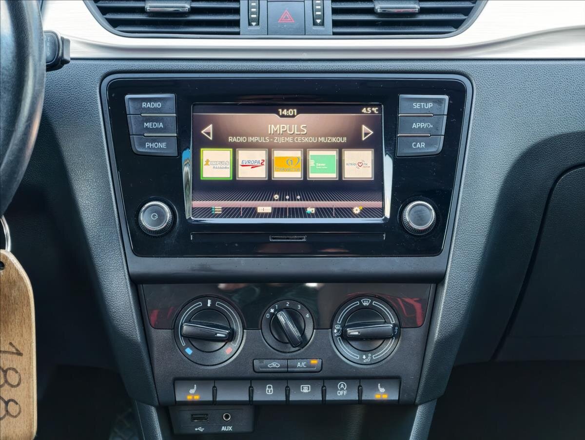 Škoda Rapid Hatchback 999,0 70 kw