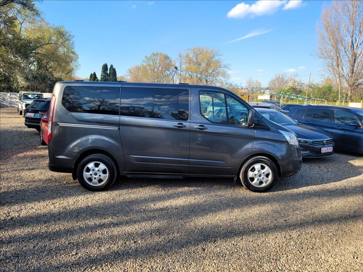 Ford Tourneo Custom MPV 2,0 l 125 kw