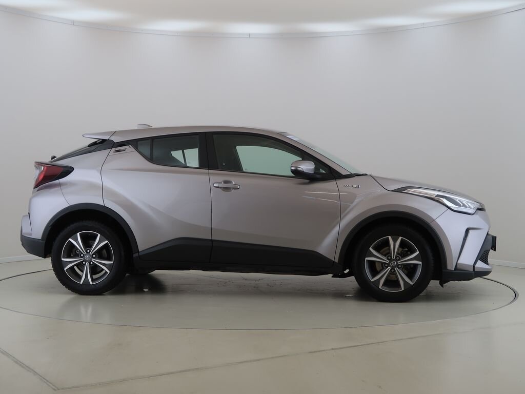 Toyota C-HR SUV / Terénní 1,8 l 72 kw