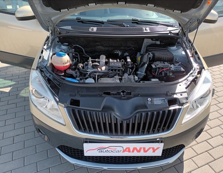 Škoda Roomster Kombi 1,2 l 63 kw