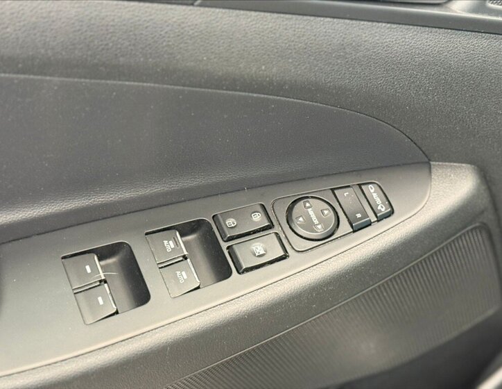 Hyundai Tucson SUV / Terénní 1,6 l 85 kw