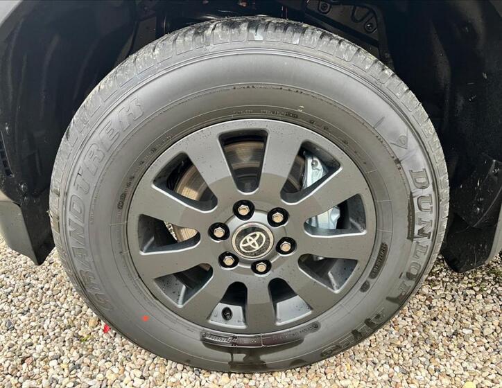 Toyota Land Cruiser 35