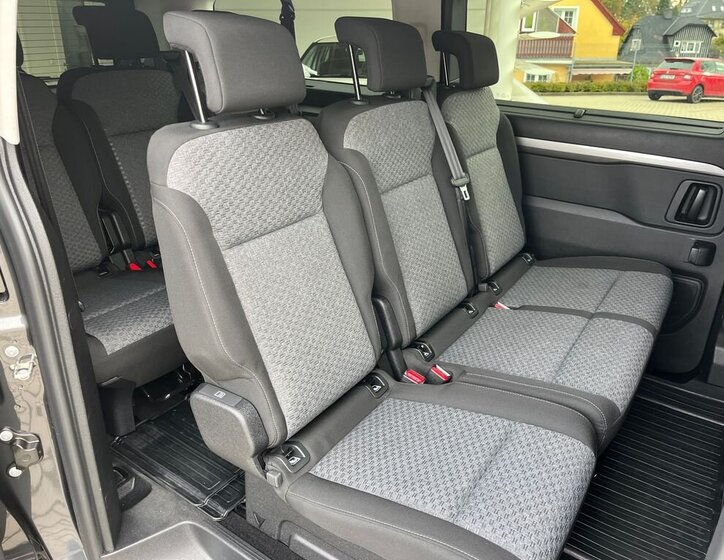 Toyota ProAce Verso 16